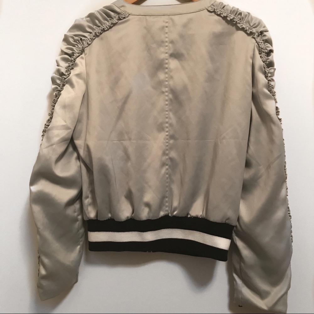 WILLIAM RAST Naomi Ruffled Bomber Grey Jacket-M       🚨Fall 2022 Trend Alert - Picture 4 of 8